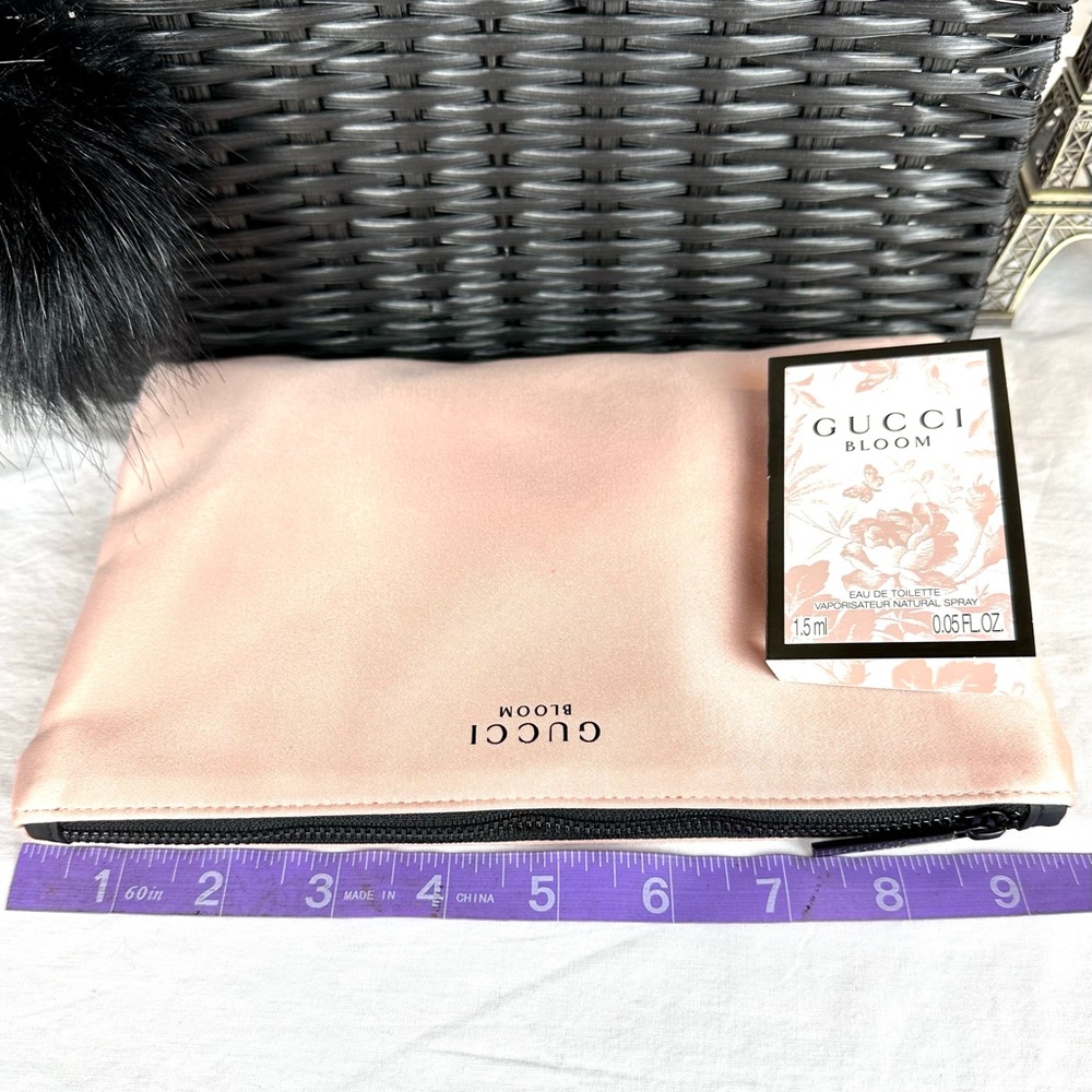 Gucci Bloom beauty line pouch crossbody bag NEW - Picture 6 of 7